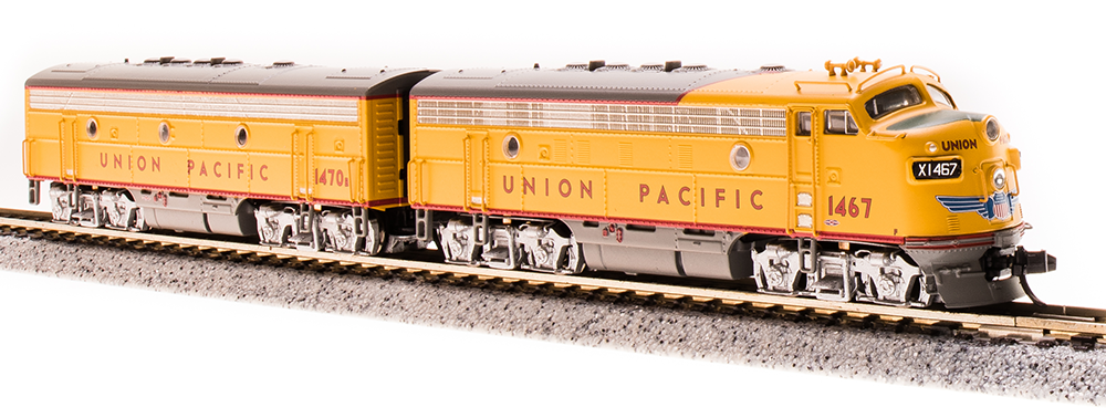Broadway Limited #3814 EMD F7 A/B UP 1467/1470B Yellow &amp; Gray Aluminum Trucks A-unit Paragon3 Sound/DC/DCC Unpowered B