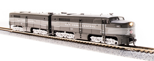 Broadway Limited #3846 Alco PA/PB Set NYC #4202/4302 Lightning Stripes A-unit w/Sound/DC/DCC Unpowered B